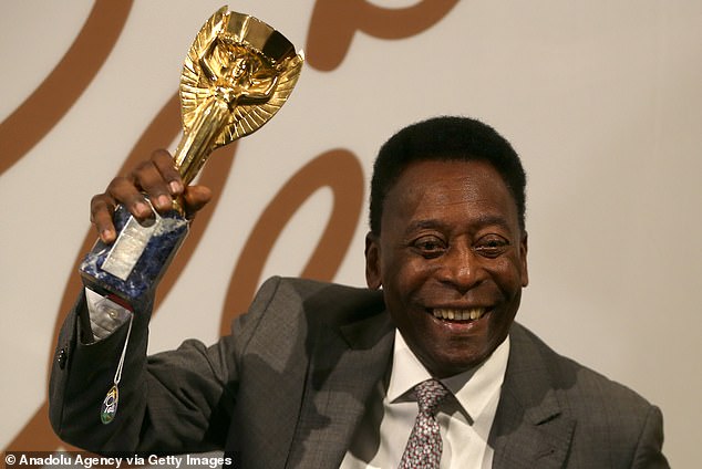 The public will have 24 hours to pay tribute to Pelé as his coffin lies in the center circle of the pitch where he played most of his career.