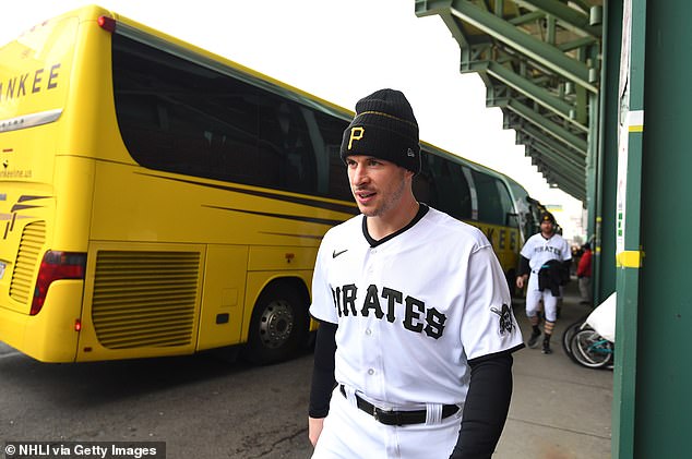 Sidney Crosby #87 of the Pittsburgh Penguins arrives before the Discover NHL Winter Classic 2023 game between the Pittsburgh Penguins and the Boston Bruins at Fenway Park