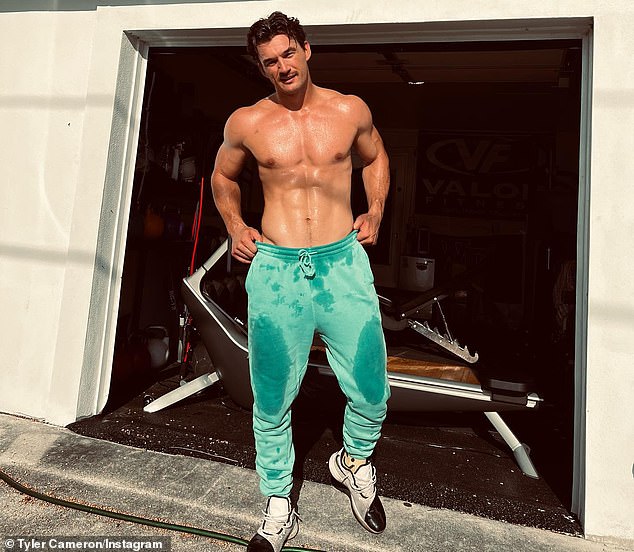 I used to date this reality star: The beauty dated single hunk Tayler Cameron;  seen here in an instagram post