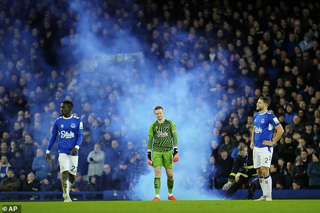 It was dejection for Everton, who were unable to stop a ruthless Brighton team in a crushing defeat.