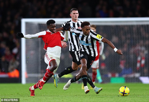 Nketiah rushed and rushed in attack but was unable to cause Newcastle defensive problems.