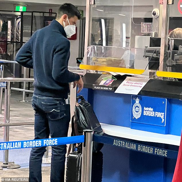 The Djokovic without vaccinations arrived in Australia, and after a delay of almost two weeks he was deported for putting the health and safety of the population at risk, according to the government