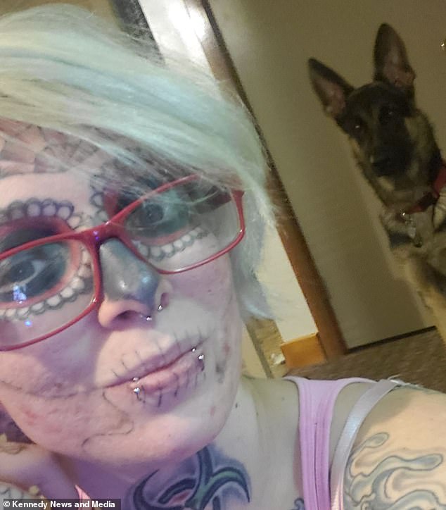 Although her body is covered in tattoos, Alyssa noted that she only wanted to remove the ones from her face because they reminded her of her ex-boyfriend.