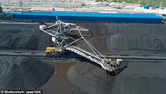 Australia relies on Chinese imports for much of its mining machinery.  In the photo, a picture of coal mining equipment.