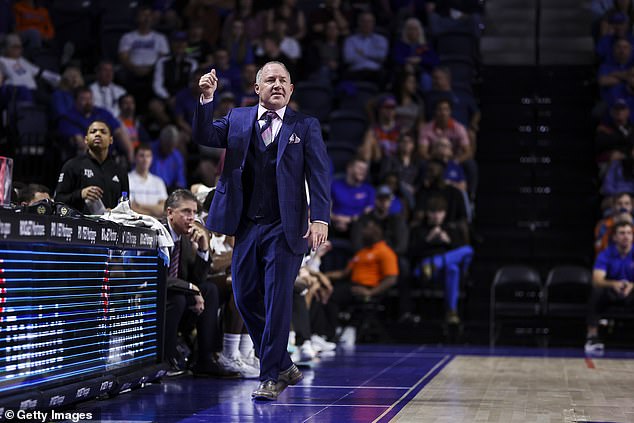 The Aggies beat Florida in Gainesville, 66-63, but only after the student team's managers forgot the team's jerseys at the hotel did Texas A&M coach Buzz Williams (photos) have them hanging in his room to prevent wrinkling.