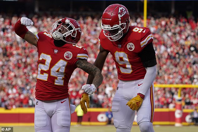 The Kansas City Chiefs (13-3) currently occupy the No. 1 seed in the AFC heading into Week 18