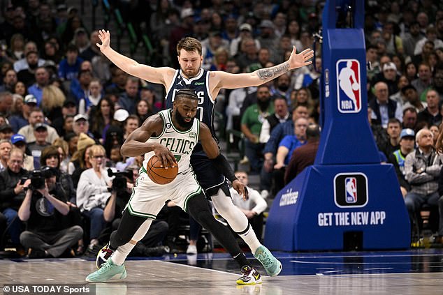 Jaylen Brown scored 19 points as Boston cemented its lead at the top of the NBA