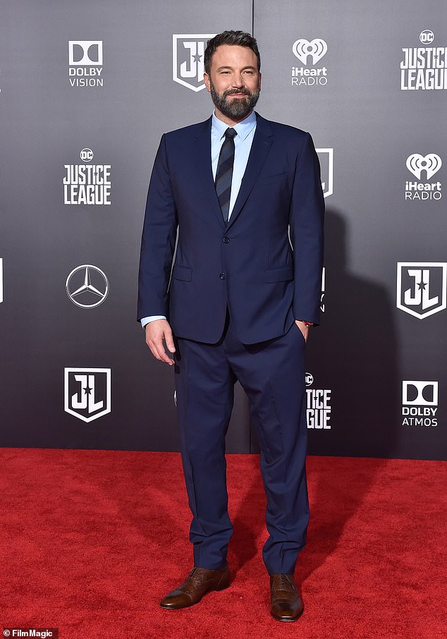 Fellow actor Ben Affleck also decided to wear the combination in 2007 when he attended a Warner Brothers premiere.