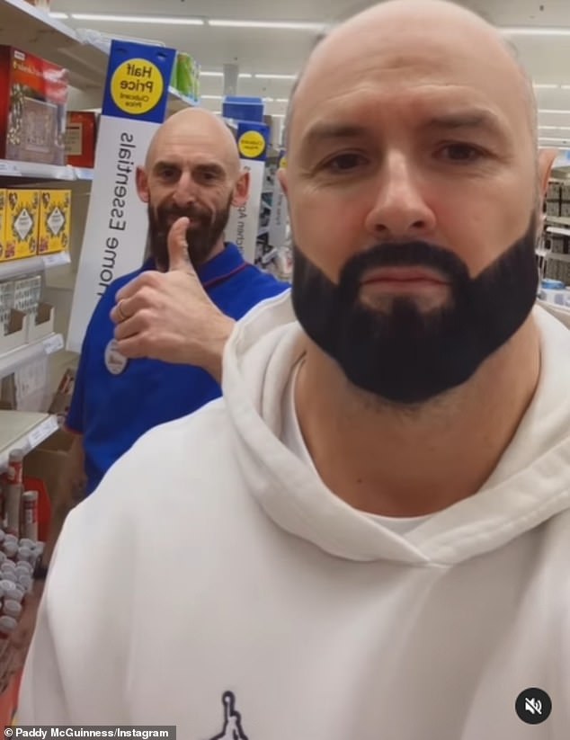 LOL: He then hilariously walked past one of the shelf stackers who actually had a beard to match his filter, who then looked at the camera and gave a thumbs up.