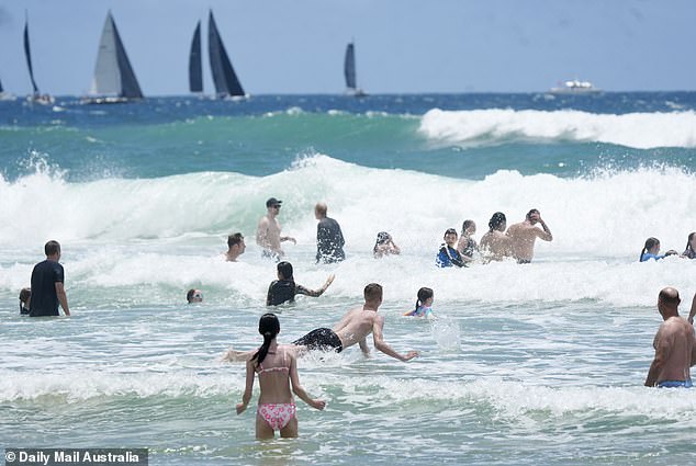 Summer temperatures are expected to return early next week as heavy rain and local thunderstorms are said to pass over the weekend.