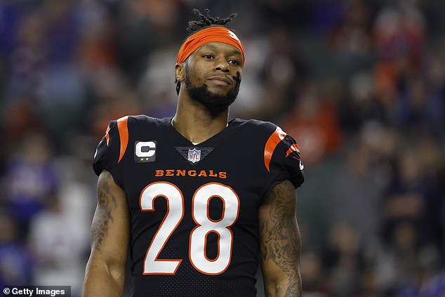 Joe Mixon criticized the AFC playoff scenarios put out by the league earlier this week.