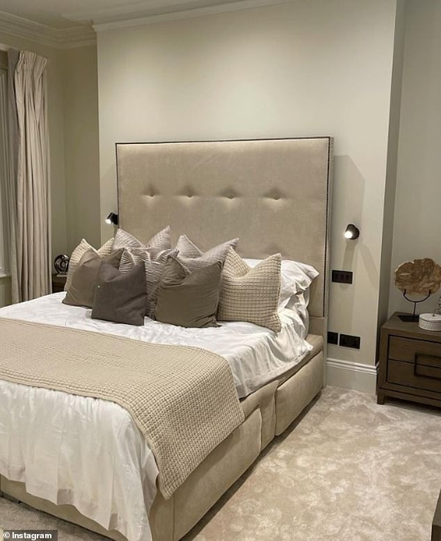 Abode: Zara has given fans a look at the couple's bedroom which features a cream rug and a dark gray chez lounge.