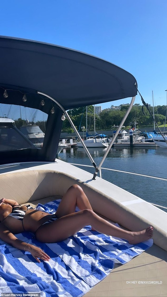 Napping on the boat: Here the viewer was lying on a blue and white towel.