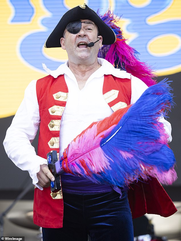 Joining them on stage was Wiggles' esteemed character Captain Feathersword, played by Paul Paddick.