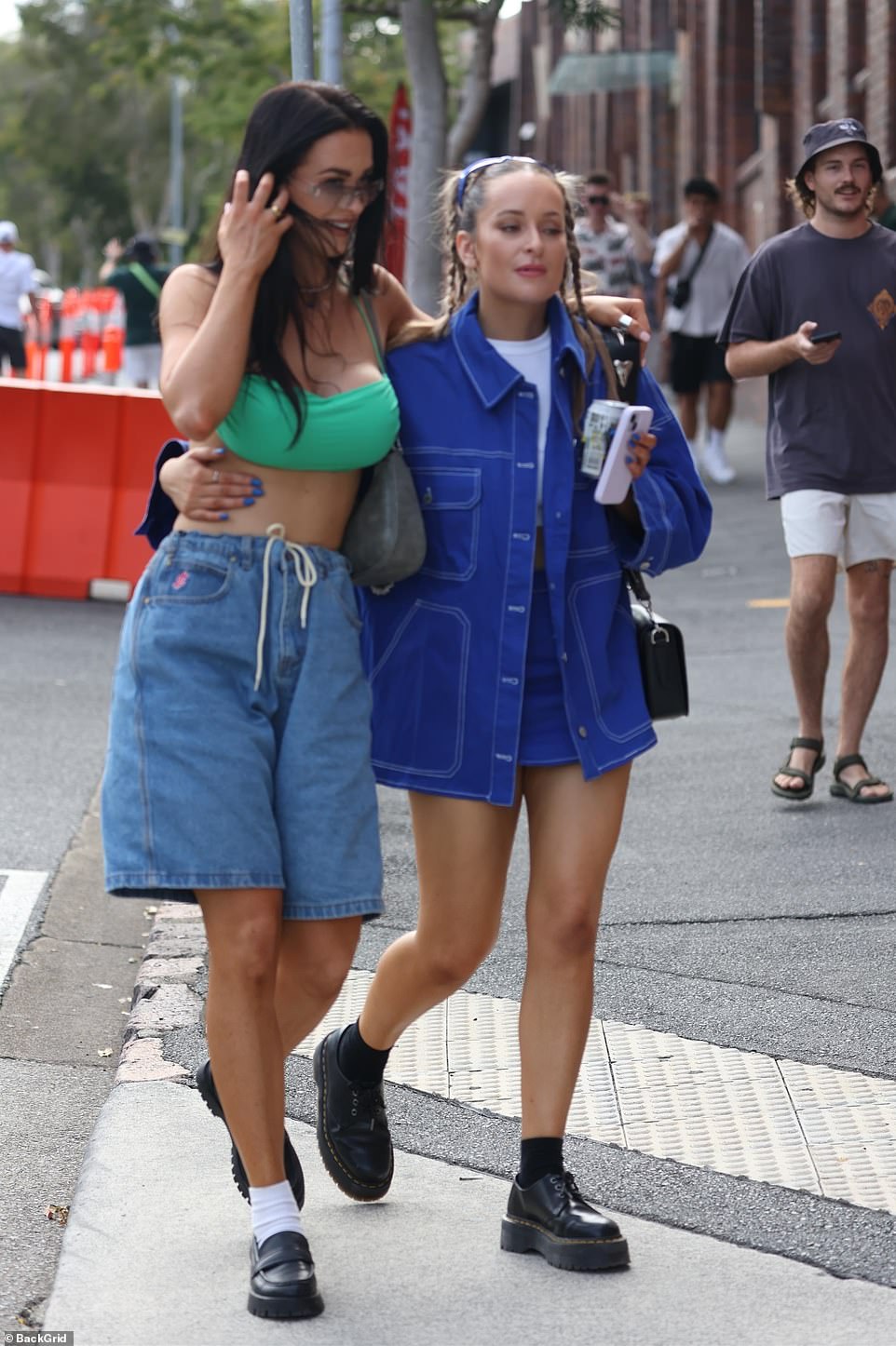 Some revelers opted for an older style that consisted of crop tops and cargo pants, camo and boots, shorts or baggy dresses, and even denim.