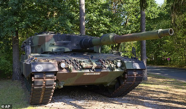 Germany continues to hold back Ukrainian demands to supply the lethal Leopard-II