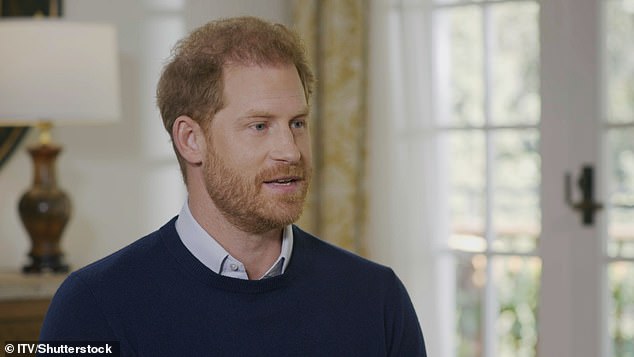 In his new autobiography 'Spare', the 38-year-old Duke of Sussex writes how his brother warmed up during a half-hour walk near Frogmore Cottage.