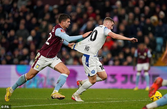 Leander Dendoncker admitted to a careless mistake late in the game that slowed Campbell down