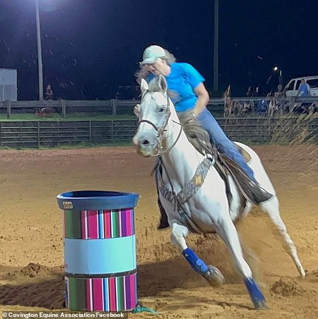 Short had just finished her competition and was walking out of the arena up a ramp when she was thrown from her horse.