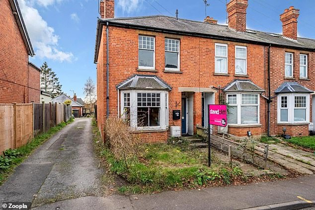 This two bedroom property in Berkshire's Wokingham has an asking price of £345,000