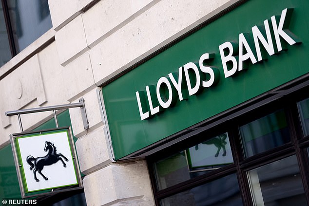 1673268026 57 Lloyds controversial plan to give 10 million loyal customers a