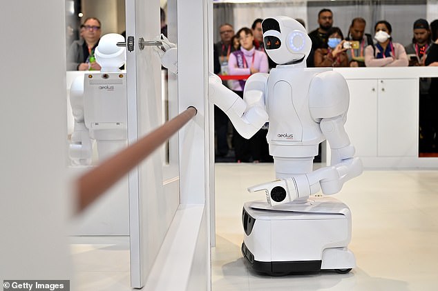 When we meet, Aeo blinks up at me with those love heart eyes... and offers to take a selfie of the pair of us. I then watch as he patrols a mock-up hospital ward, and it's clear the technology is impressive