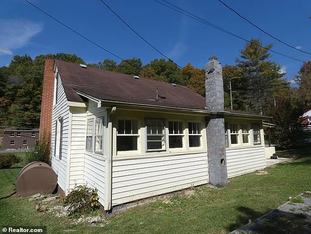 Washington County Sheriff's Office deputies were seen removing a sheriff's truck and a black trash bag from his home before an official search was conducted.