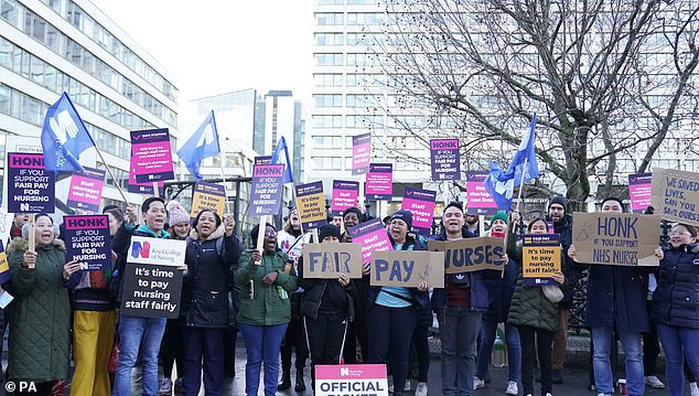 1673341717 365 NHS strikes will go ahead despite Health Secretarys hint that