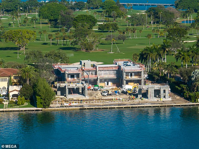 The former power couple bought the $17 million estate in 'Billionaire Bunker in late '20