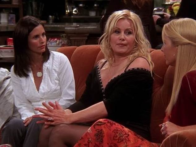 The One With Ross' Tan: Coolidge played Amanda Buffamonteezi in a single episode of Friends in 2002, and also took on a role in the Friends spin-off Joey.