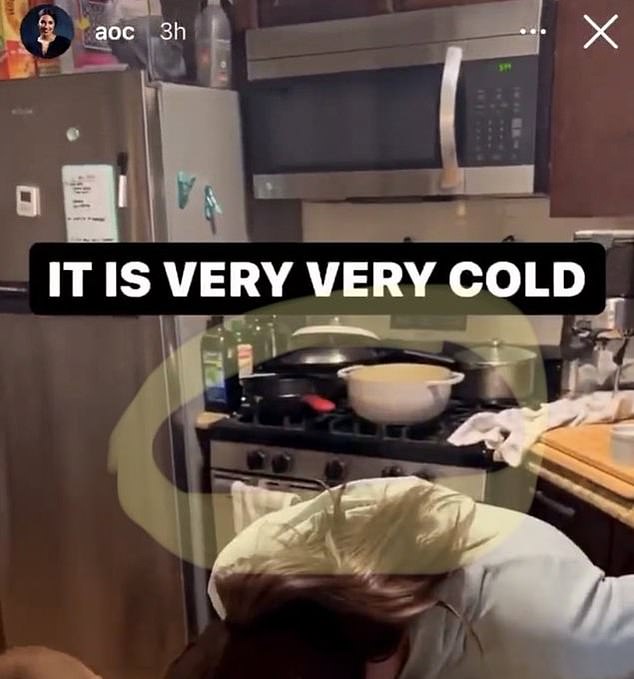 Jackson responded with a screenshot of what appears to be Ocasio-Cortez's Instagram, with a photo of her own gas stove.