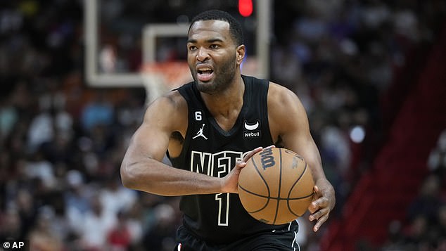 Veteran TJ Warren won't be the only player to see an increase in minutes according to Vaughn