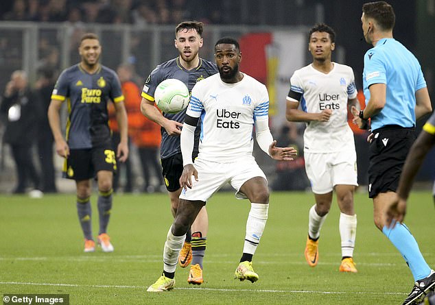 This move would see Neymar play alongside fellow Brazilian Gerson (centre), who recently left Marseille to join Flamengo.