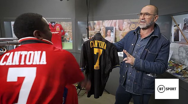 The 56-year-old spoke about Manchester United's famous black away strip from 1993-95.