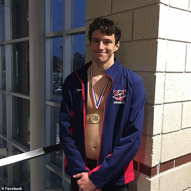 Thomas previously competed on the UPenn men's swim team for three years before transitioning in 2019.