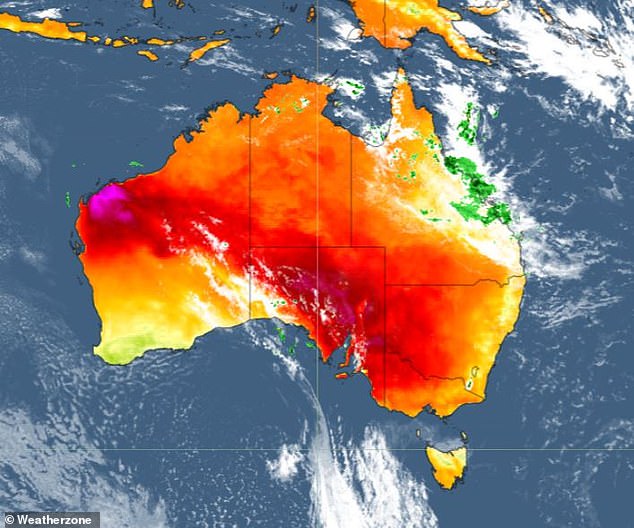 The eastern parts of Western Australia, northern South Australia, western New South Wales and north-western Victoria will experience sweltering days in excess of 40C this weekend.