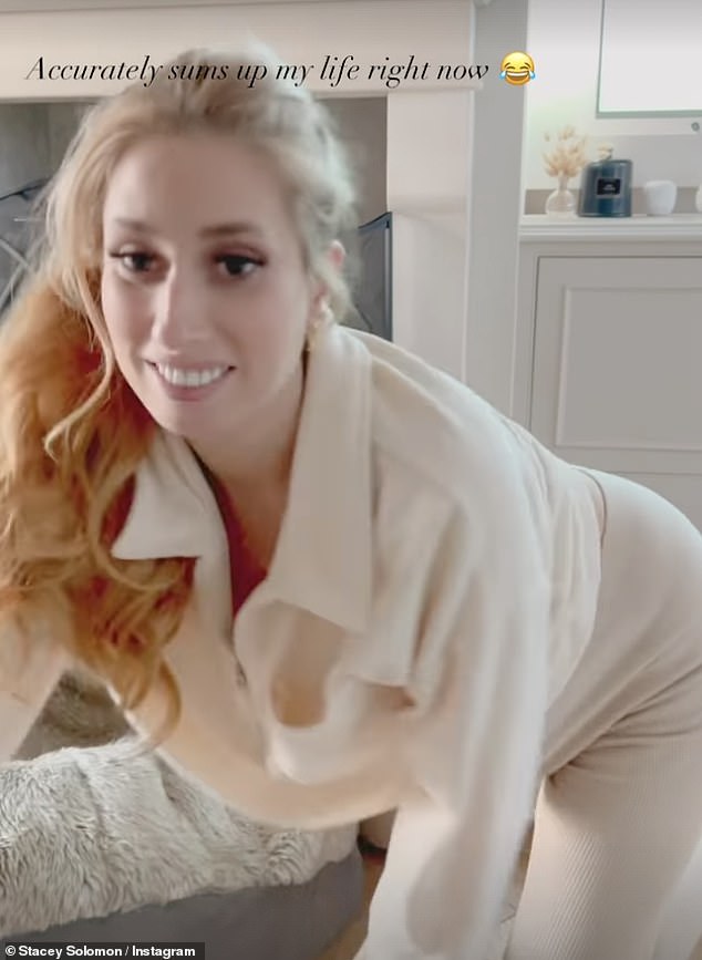 1673687211 315 Pregnant Stacey Solomon Gets Pranked By Husband Joe Swash