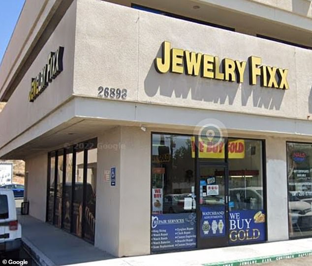 Fixx Jewelry is a family business.  The store has been around for four decades and eight years ago moved to Santa Clarita from its original location in downtown Los Angeles.