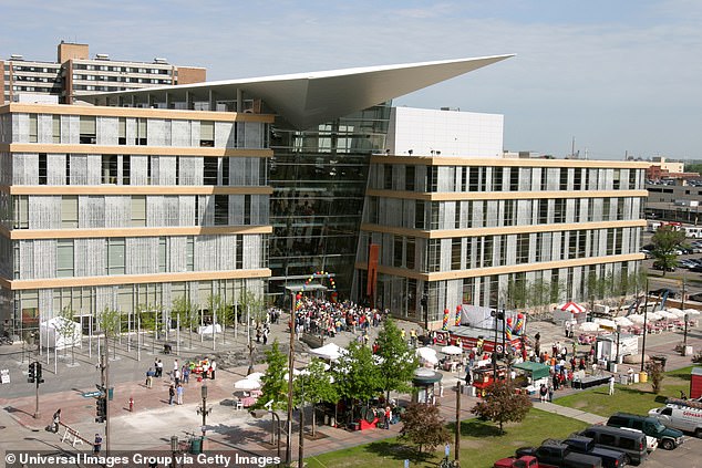 The Minneapolis Central Public Library in Hennepin County has 1,395 holds for 132 copies printed