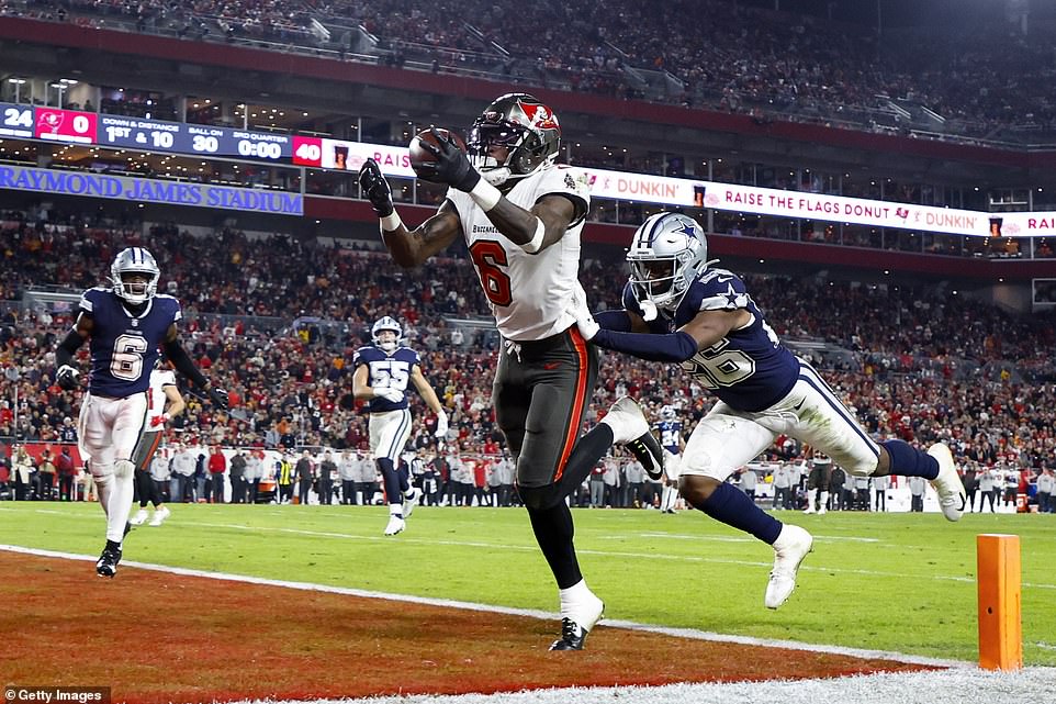 Tampa Bay finally got on the board with the last play of the third quarter when Brady found Julio Jones in the end zone.