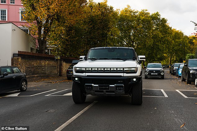 This behemoth of a pick-up weighs a whopping 4,103 kg.  To put it in perspective, that's almost two Range Rovers