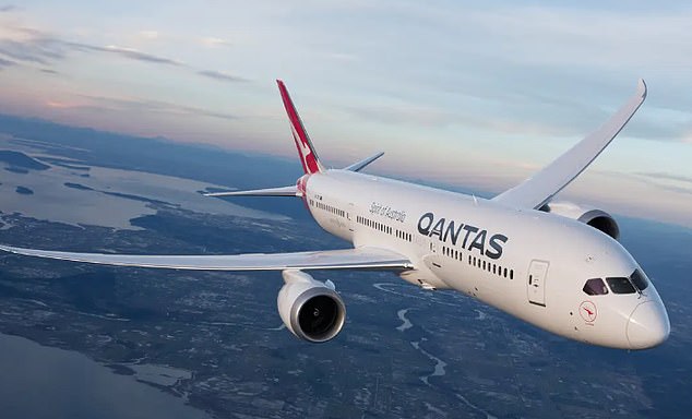 1674013747 976 Qantas flight issues a MAYDAY call following a reported engine