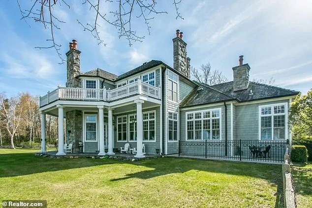 Valade built this house 100 miles north of Detroit on the shores of Lake Huron in 2000. He sold it in 2010.