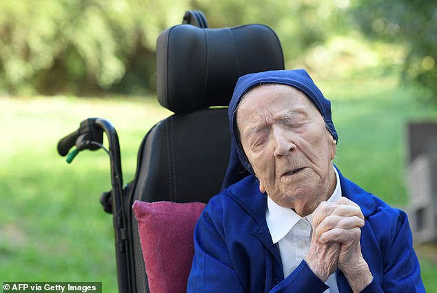 1674036013 566 US born 115 year old Spaniard who survived Covid becomes the oldest person