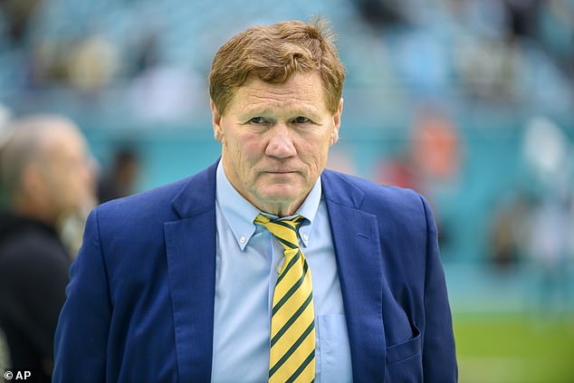 Packers president Mark Murphy wanted to provide protection for heart emergencies