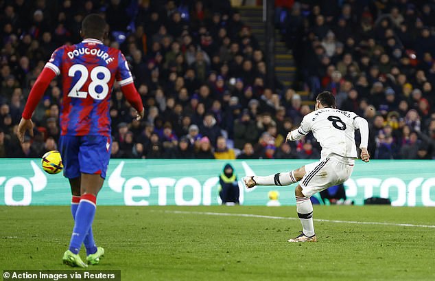 It was Bruno Fernandes who found the back of the net to give United the lead