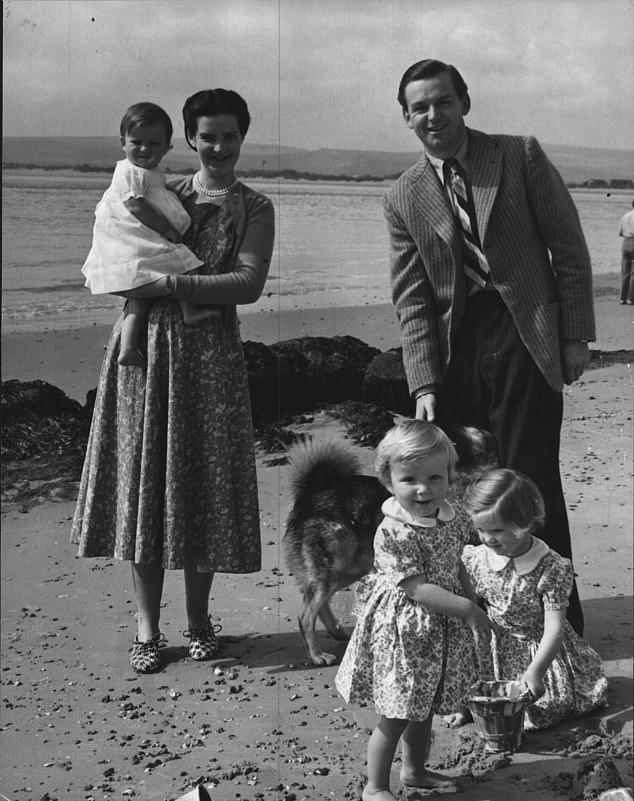 Constance Ancestors: Lieutenant Colonel George Marten with his wife Mary and their daughters Victoria, Charlotte and Georgina