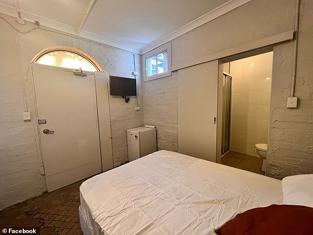 1674143863 684 Sydney studio flat with cracked tiles and a toilet