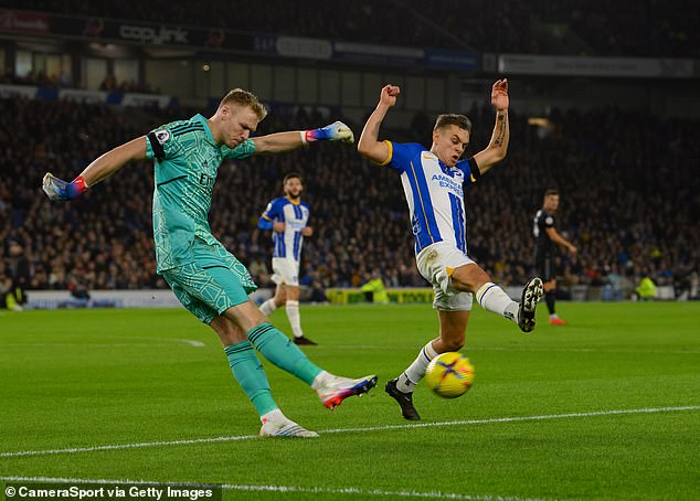 Trossard in action for Brighton against his new club Arsenal on New Year's Eve