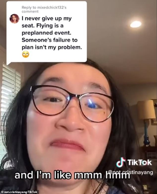 1674267300 34 Woman Shares Hilarious Airplane Story About How She Saved A